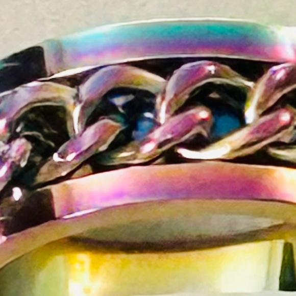 Stainless Steel Rainbow spinning band/ring. Center Braid Spins - Picture 4 of 9